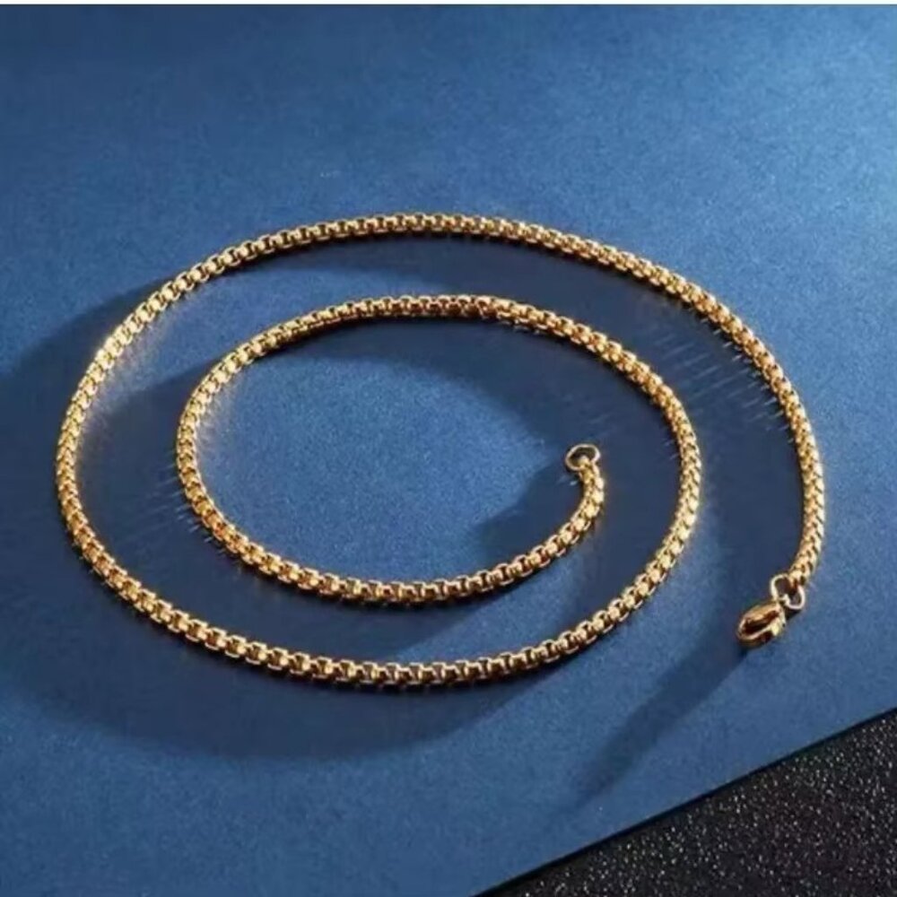 ⭐ Incredible 22" Round Box Chain 4mm Wide 18K Gold ⭐ - Picture 5 of 5